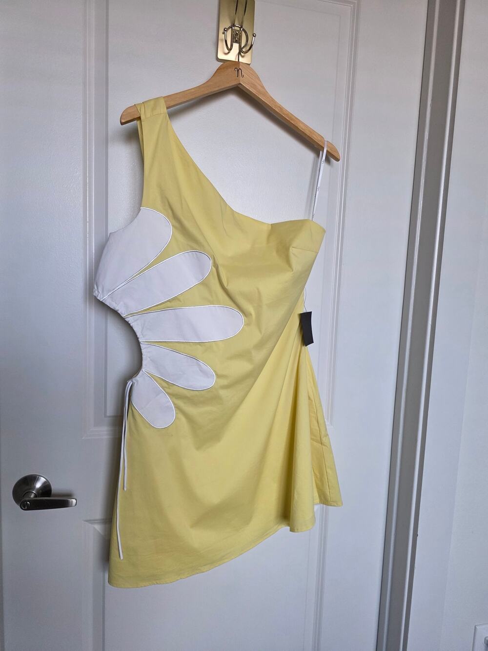 Lulus Yellow Daisy Dress